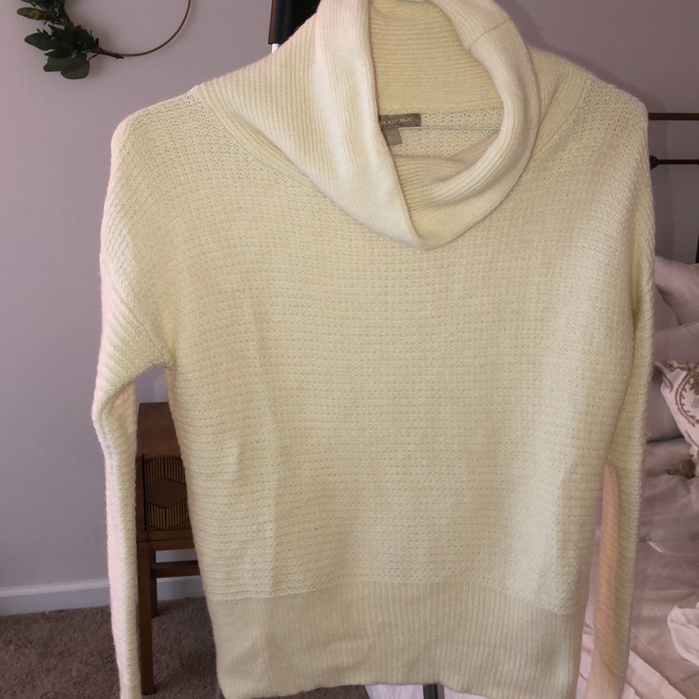 White super soft dress sweater !